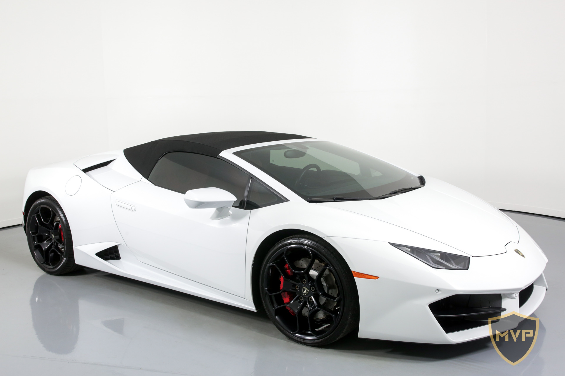 Balloon White Lamborghini